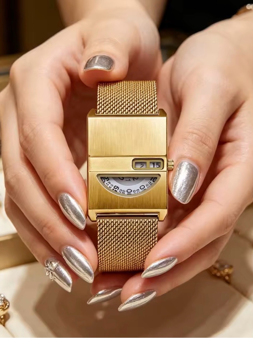 Gold Geometric Mesh Watch | Minimalist Luxury Style | Statement Timepiece